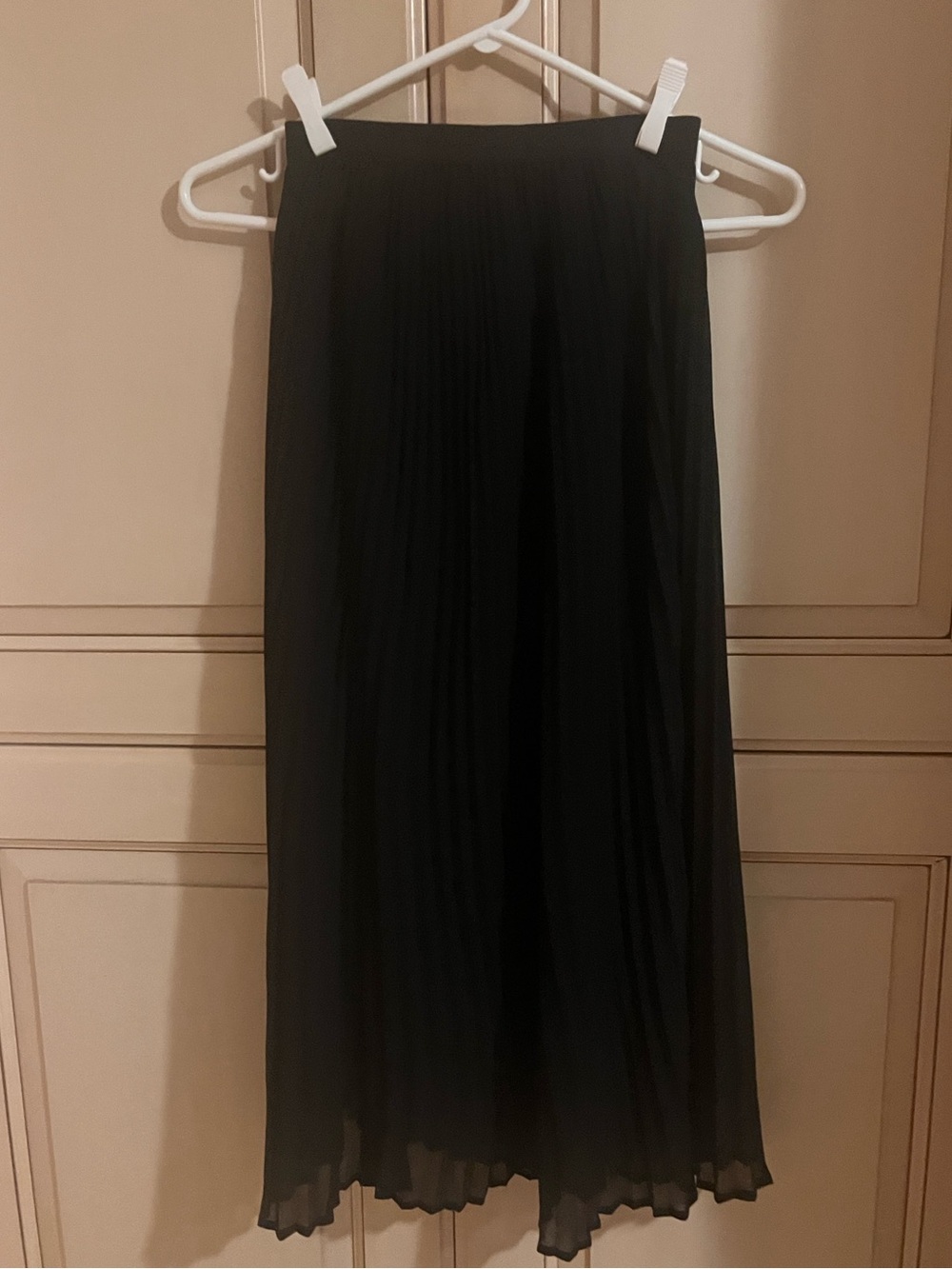 Babaton Black Pleated Skirt - Women's